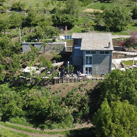 Xhaferri Guesthouse Zhaban Eksteriør billede