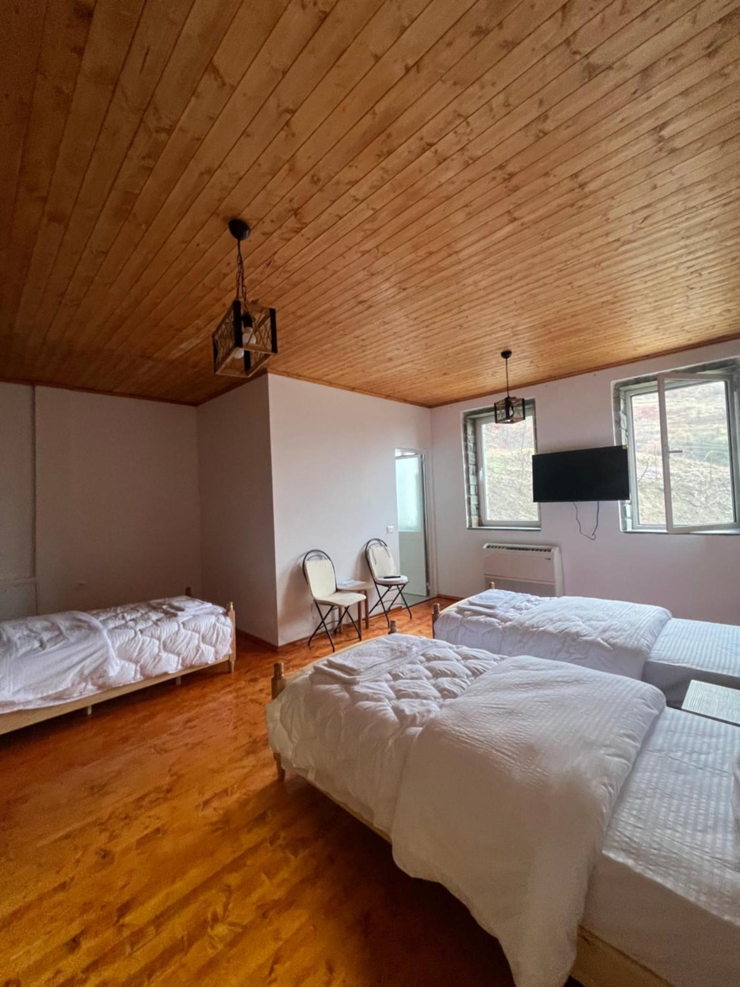 Xhaferri Guesthouse Zhaban Eksteriør billede