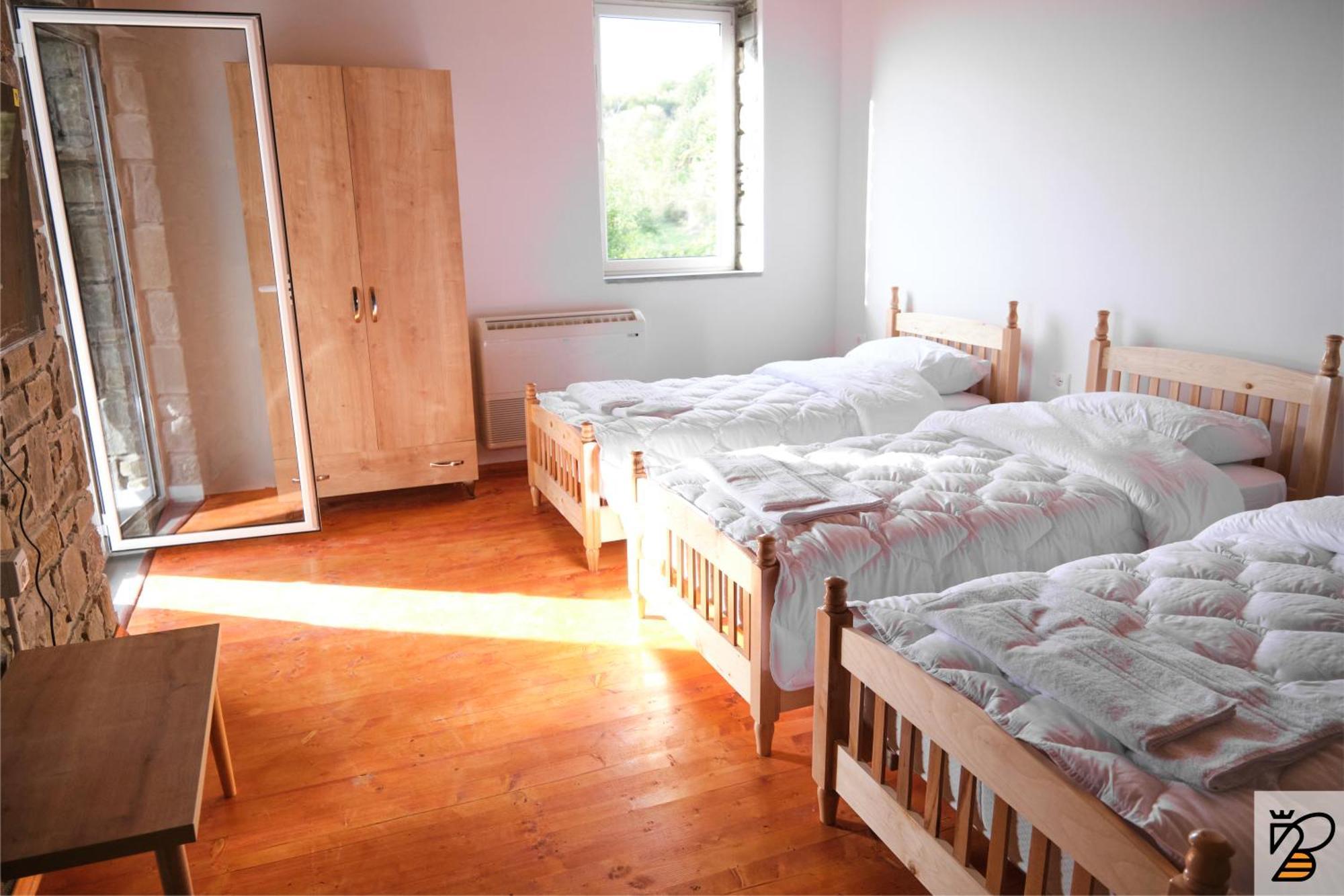 Xhaferri Guesthouse Zhaban Eksteriør billede